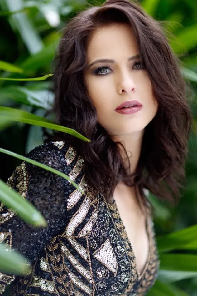 صورة الغلاف لـ Luiza Valdetaro