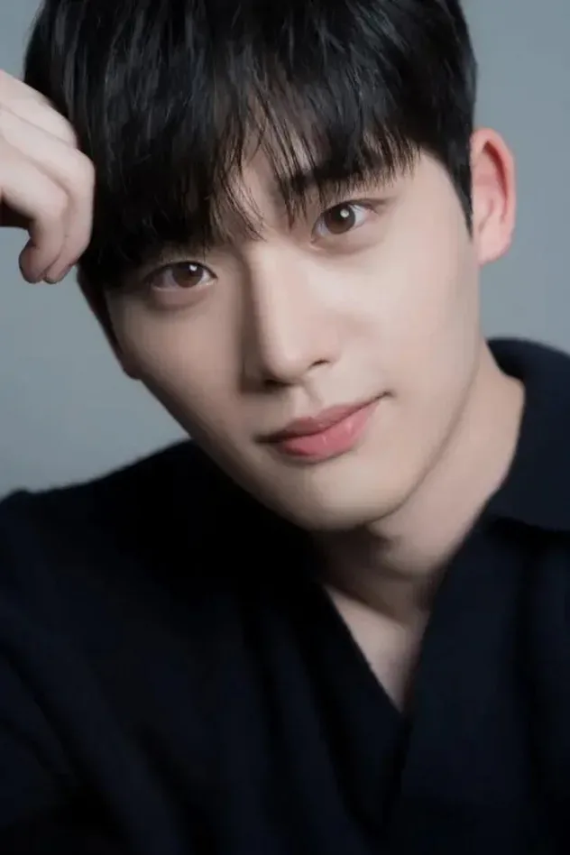 Обложка для Lee Jong-hyuk