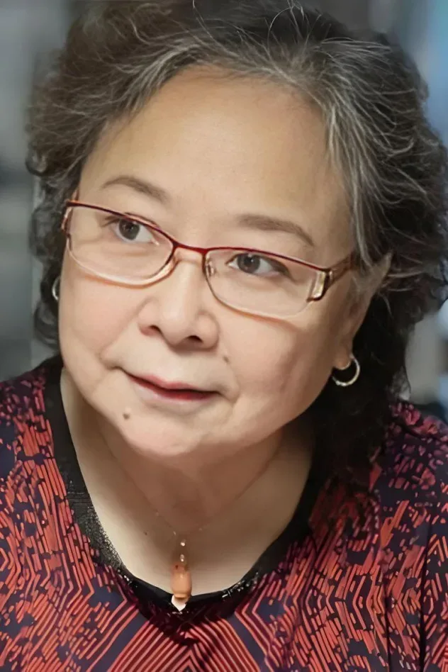 Li Mingzhu için kapak görseli