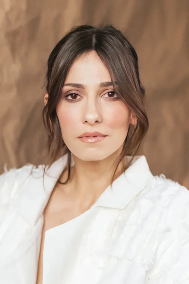 صورة Dana Rogoz