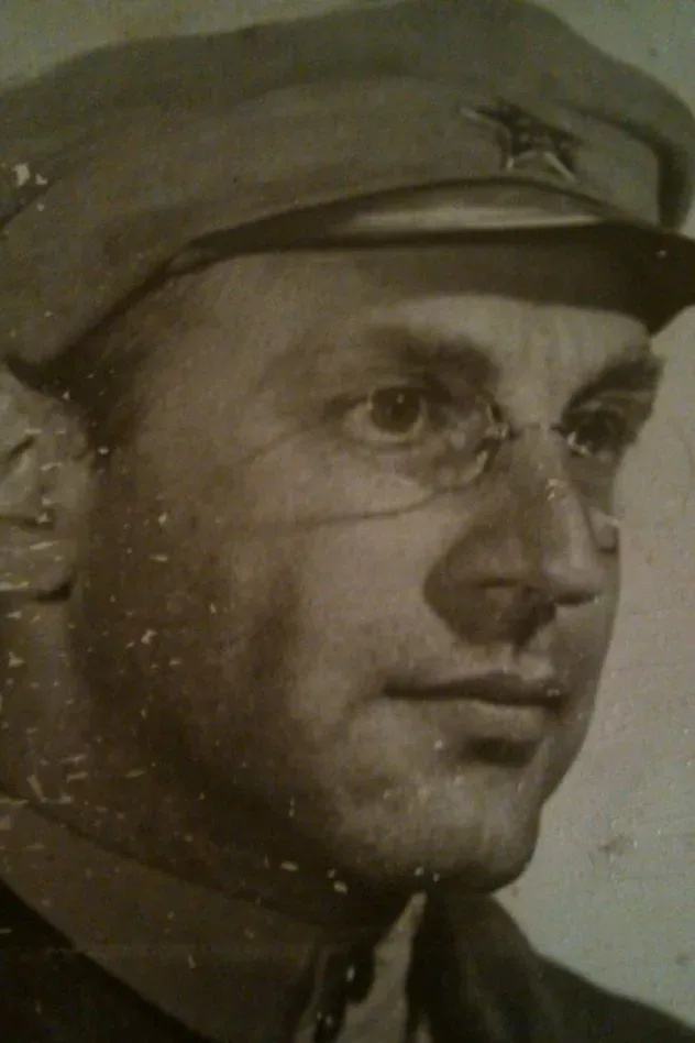 Cover image for Yuli Dunsky
