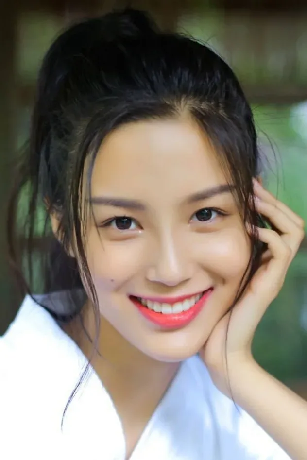 Zhang Haoyue için kapak görseli