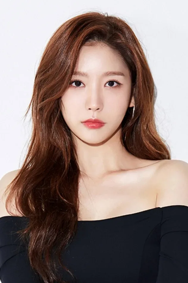 Imagen de portada para Lee Hwa-Kyum