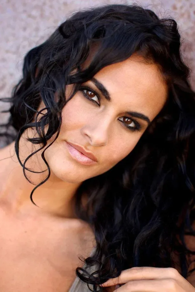 صورة الغلاف لـ Débora Ghira