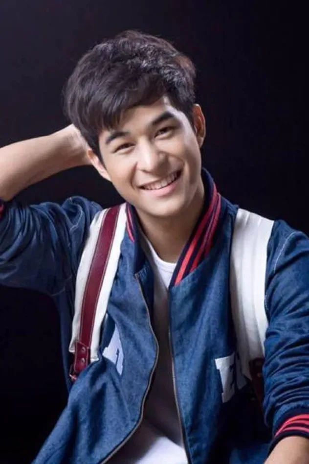 Cover image for Pakpoom Juanchainat