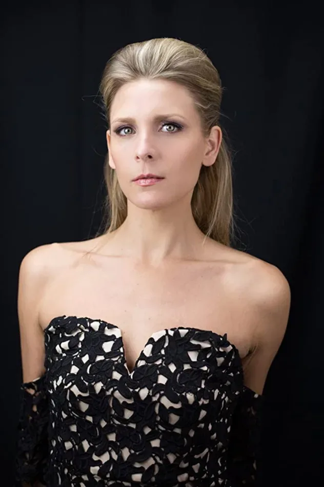 Обложка для Michelle Lang