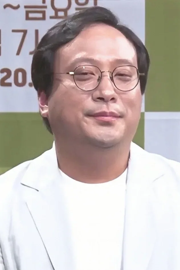 Обложка для Kim Yong-min