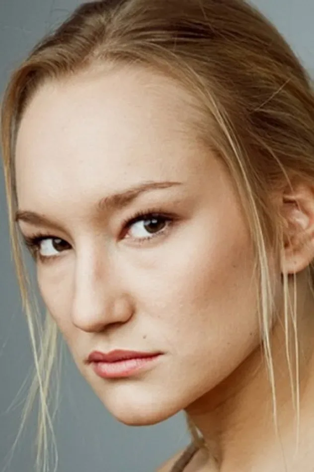 صورة الغلاف لـ Polina Sidikhina