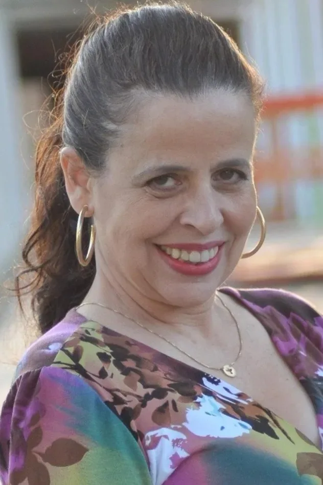 Обложка для Cristina Pereira