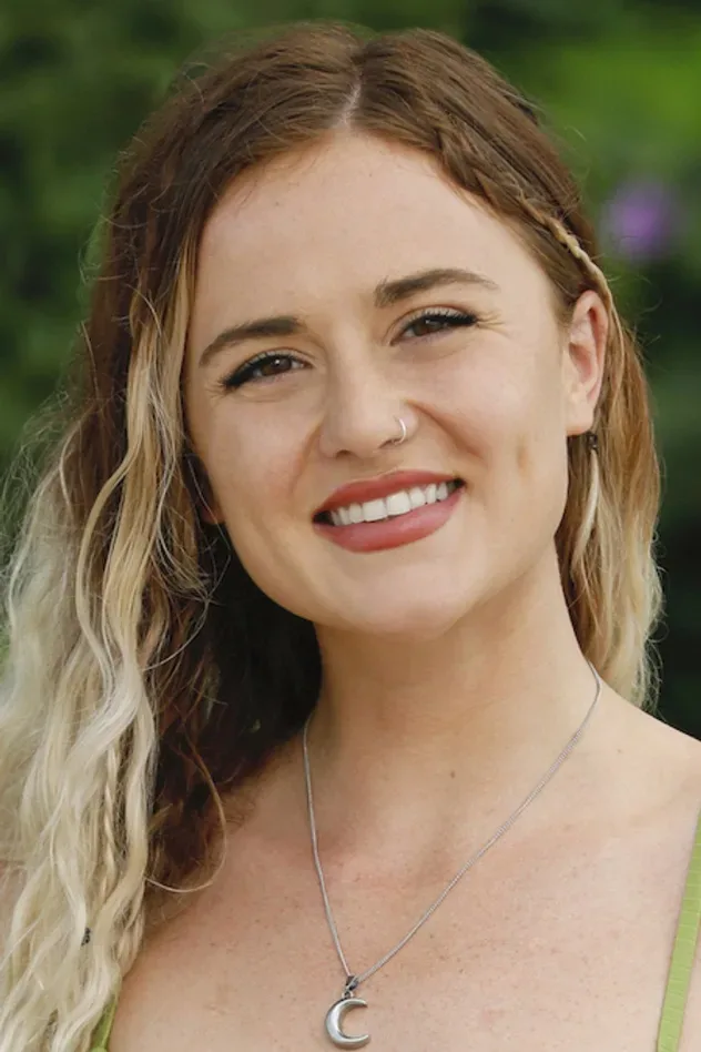 Обложка для Cassidy Clark