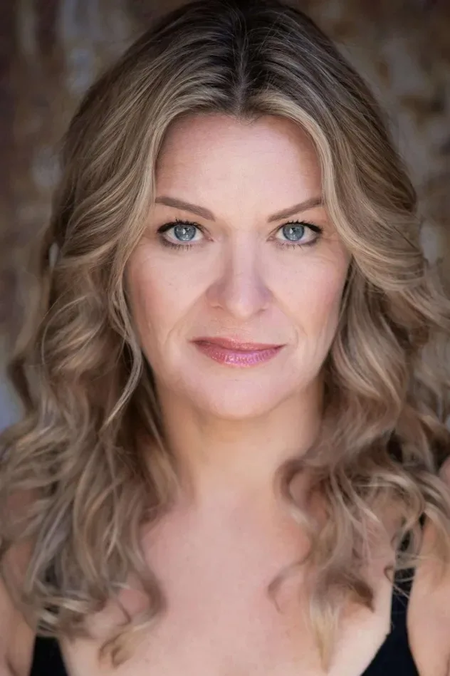 Обложка для Roz Turnbull