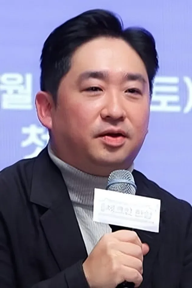 Обложка для Myung Hyun-woo