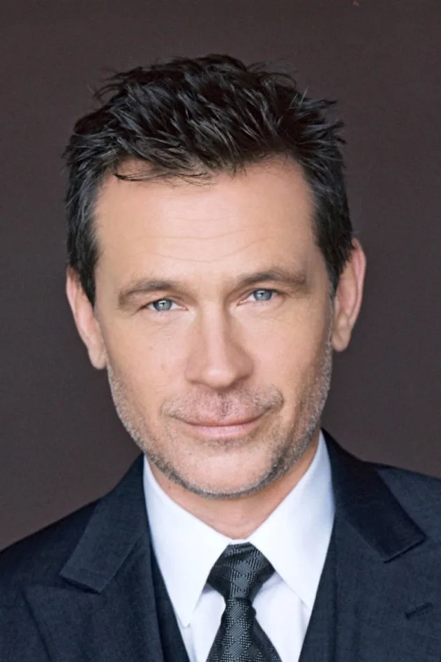 фото Connor Trinneer