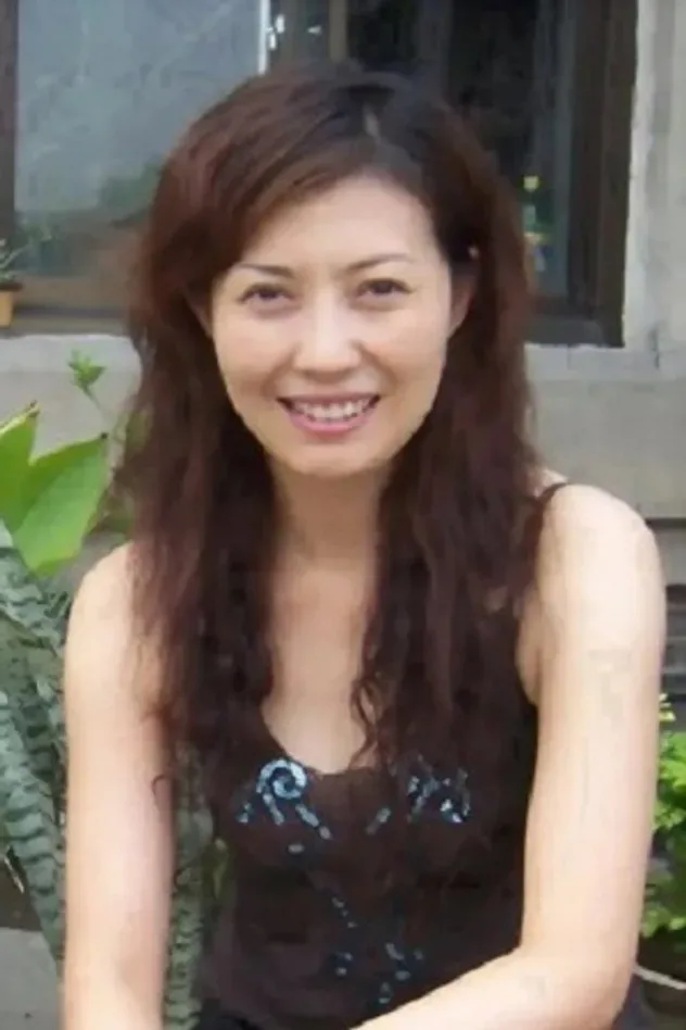 Li Jin Yan için kapak görseli