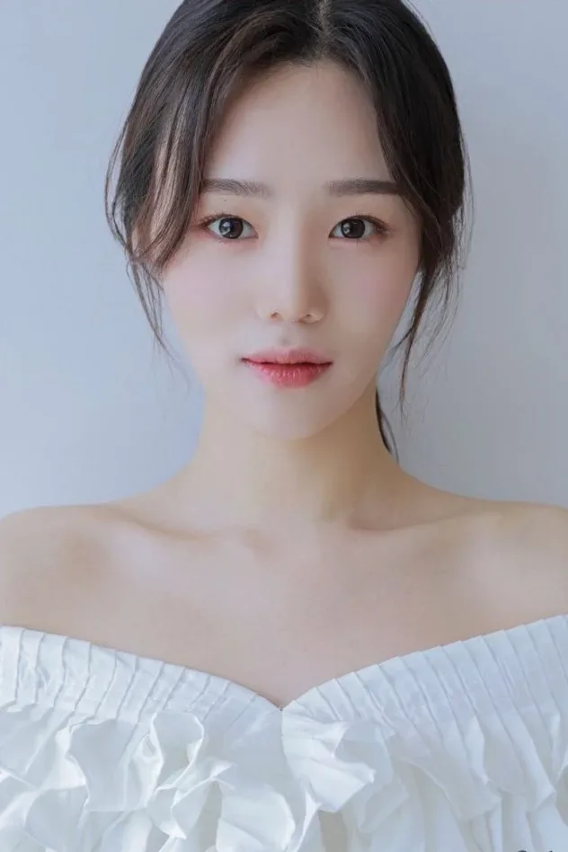 Cover image for Kim Min-seol