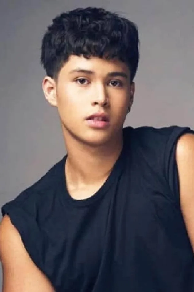 фото Kyle Echarri