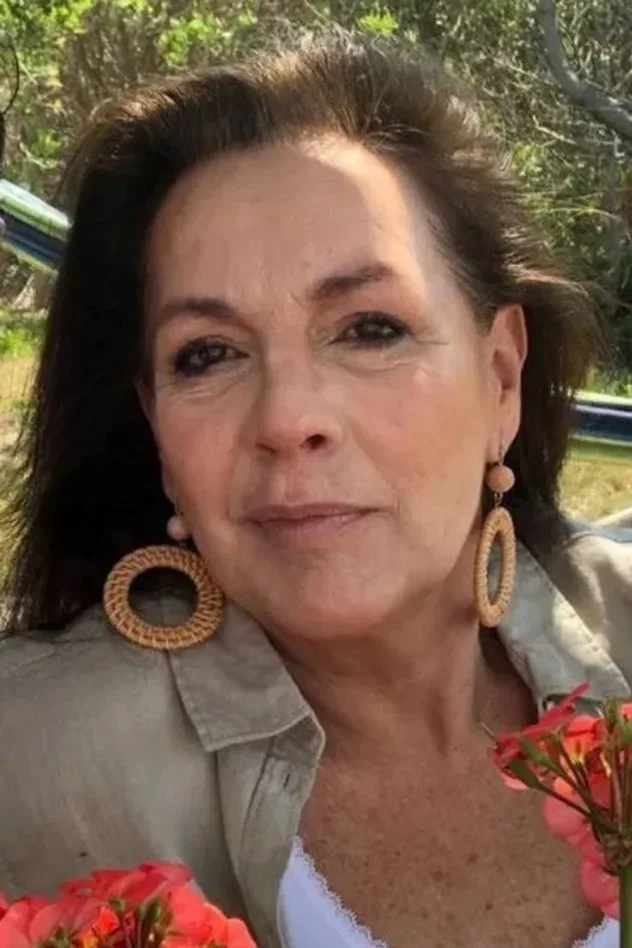 صورة الغلاف لـ Mónica Gonzaga