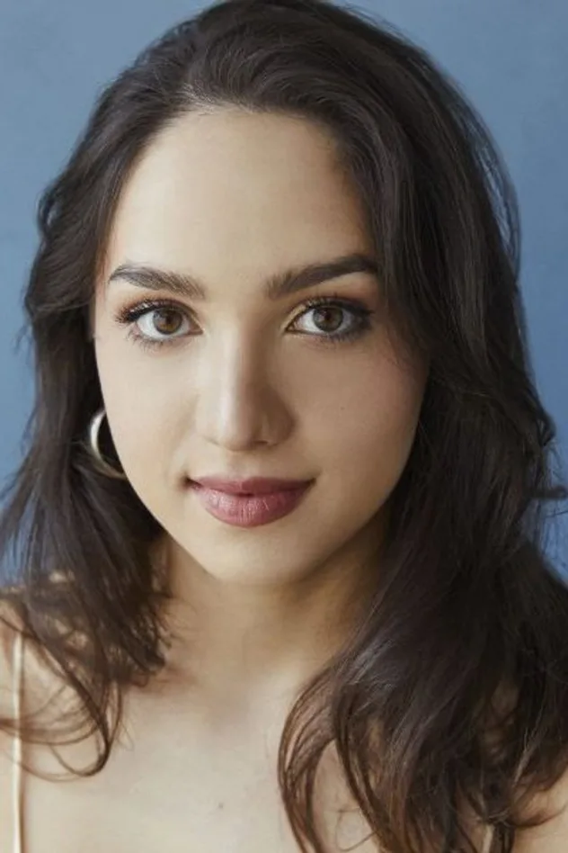 Bella Hull