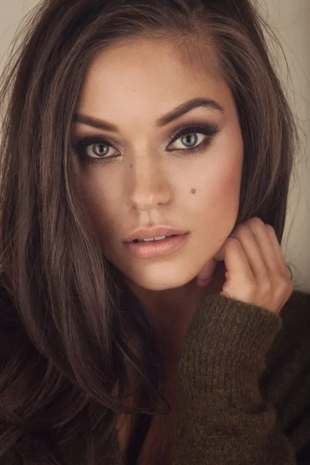 Обложка для Alyssa Lynch