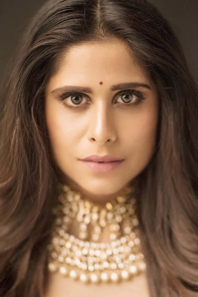 фото Sai Tamhankar