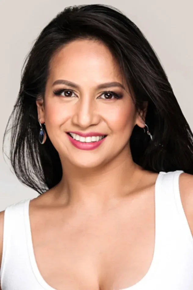 Imagen de portada para Regine Tolentino