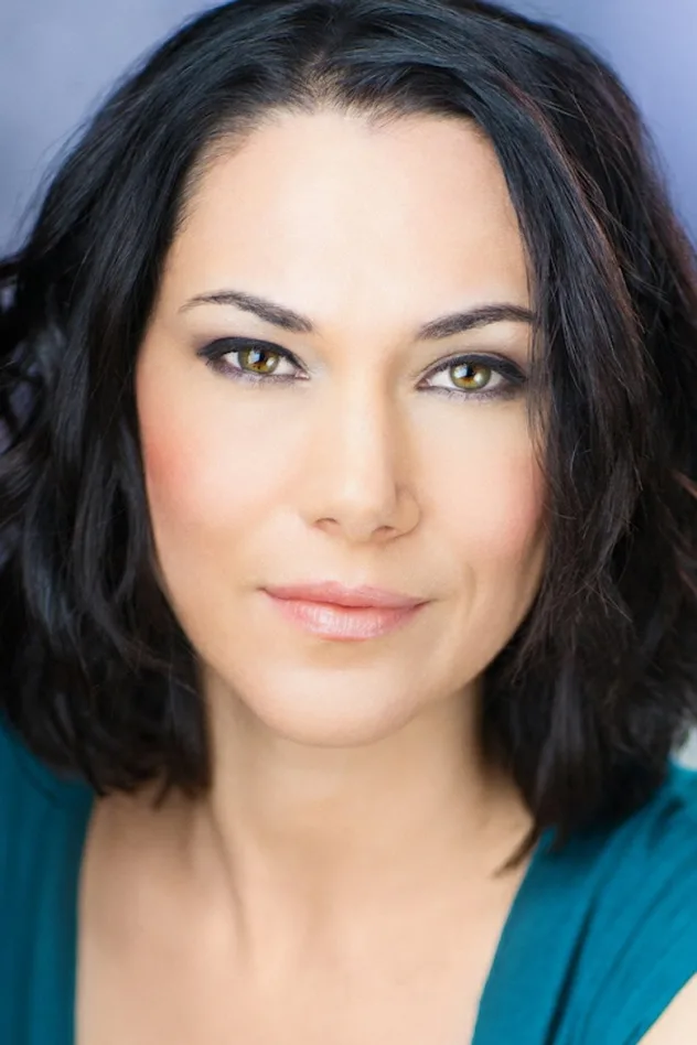 Kyra Zagorsky photo