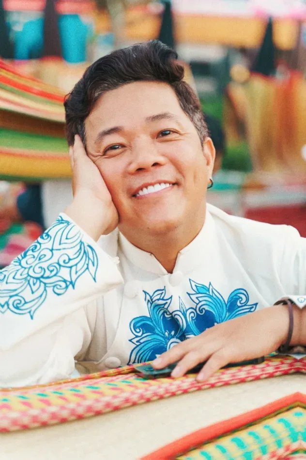 Hoàng Mèo için kapak görseli