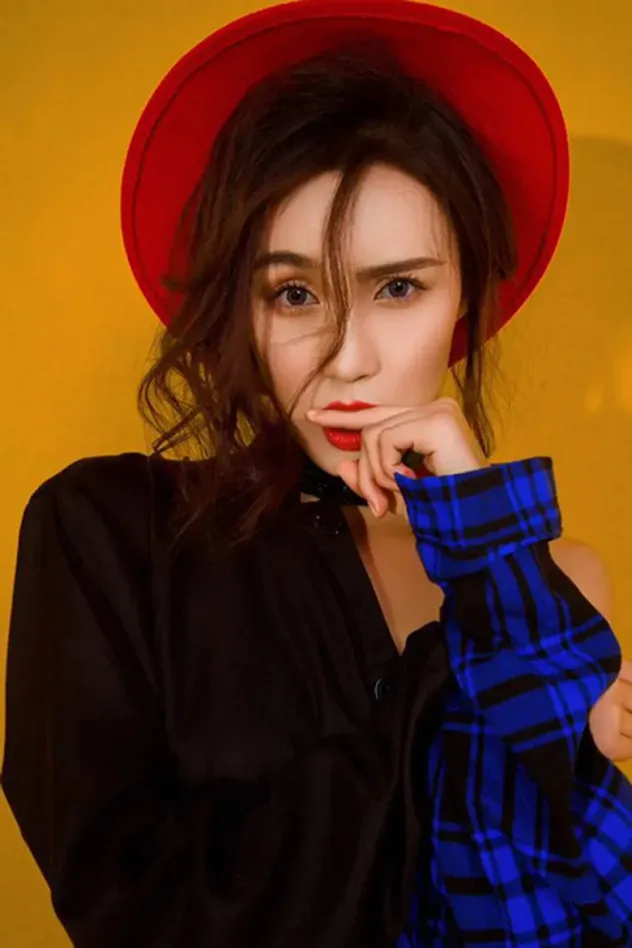 Обложка для Yan Jiaying