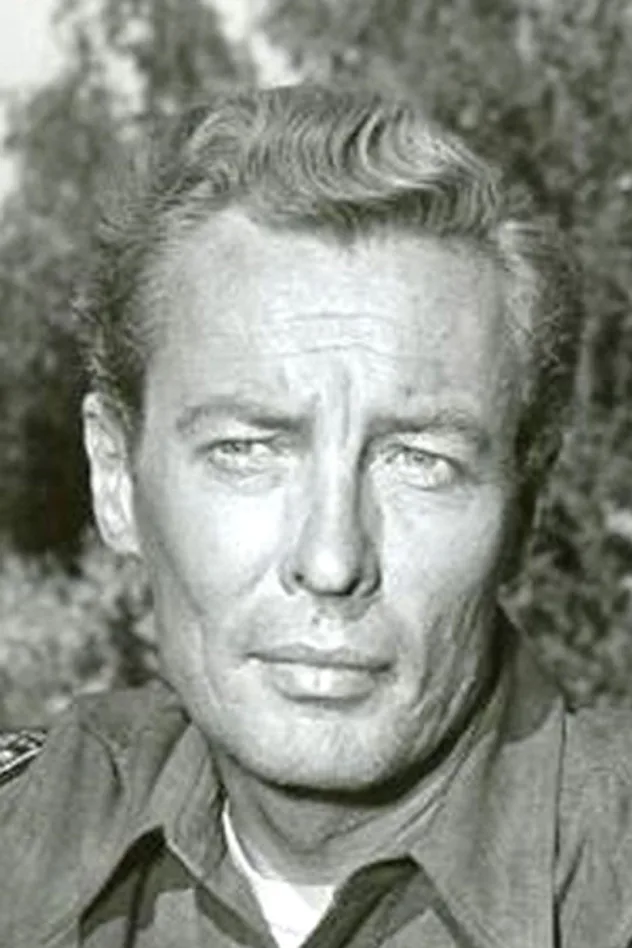 صورة Robert McQueeney