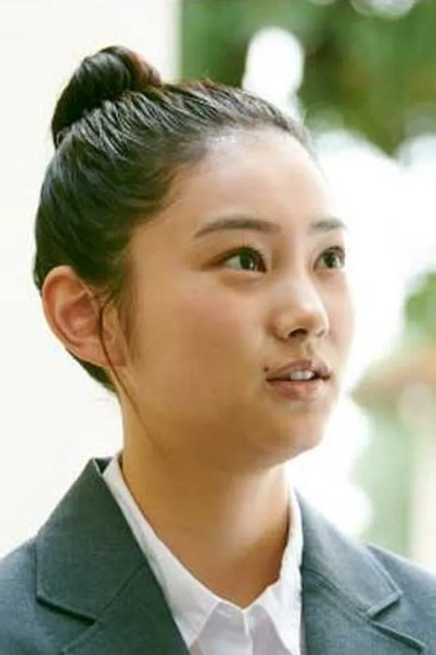 صورة 岡本莉音