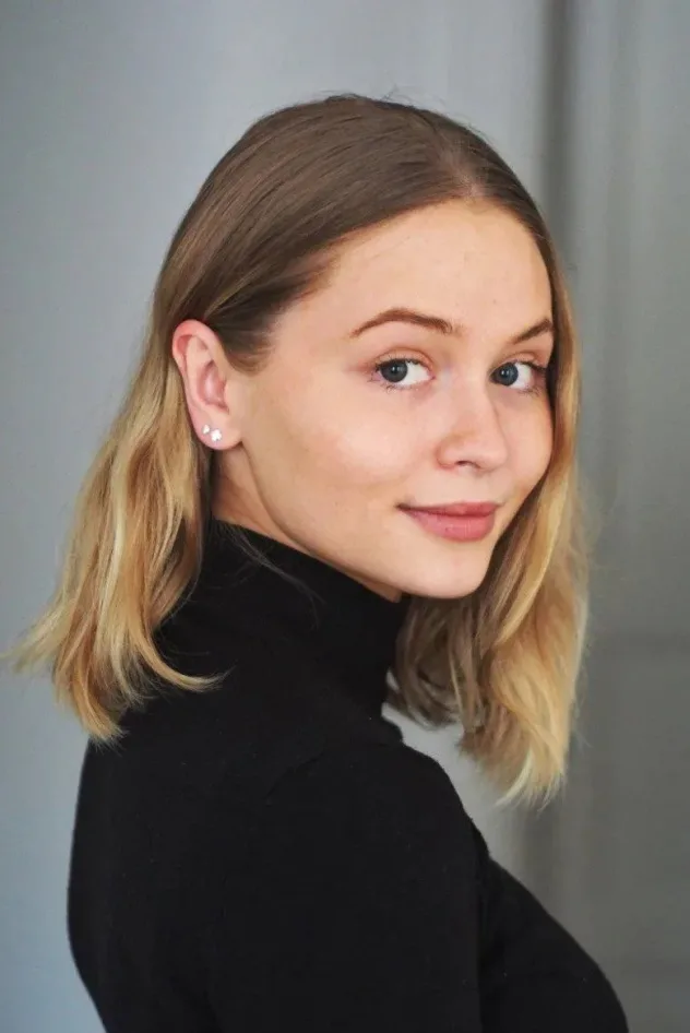 Credit poster