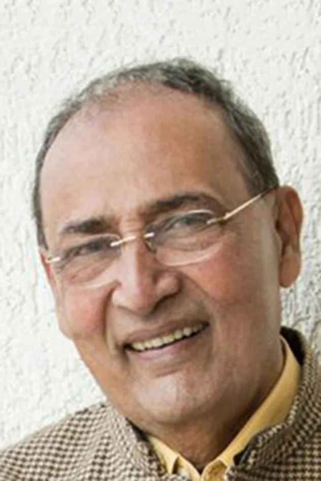 Yusuf Hussain fotoğrafı