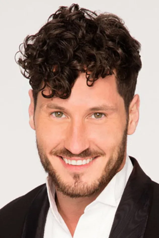 Обложка для Val Chmerkovskiy