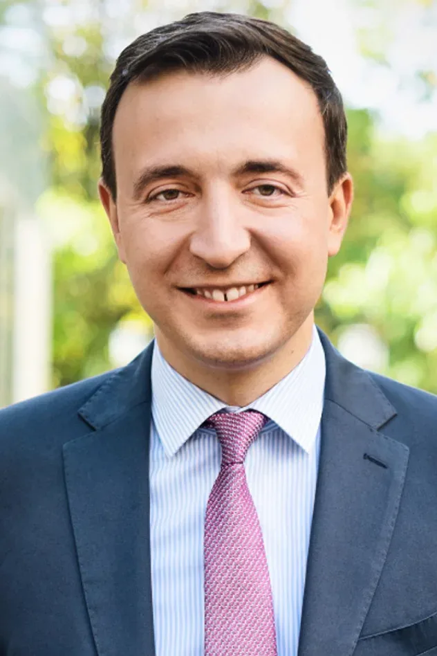 Cover image for Paul Ziemiak