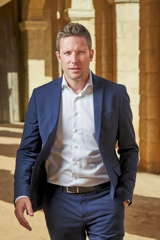 Imagen de portada para Nicolas De Villiers