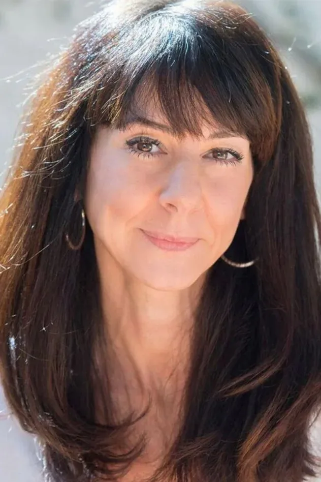 Imagen de portada para Esther Martínez Lobato