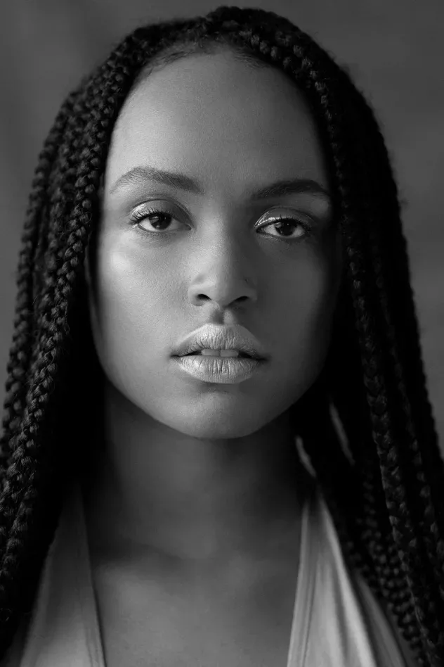 صورة الغلاف لـ Naomi Hilaire