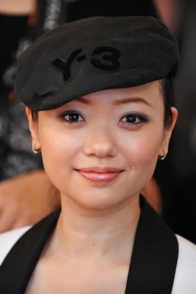 Imagen de portada para Barbara Wong