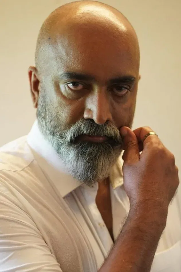 صورة الغلاف لـ Santhosh Damodharan