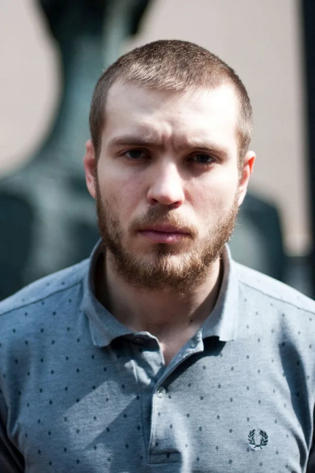Credit poster