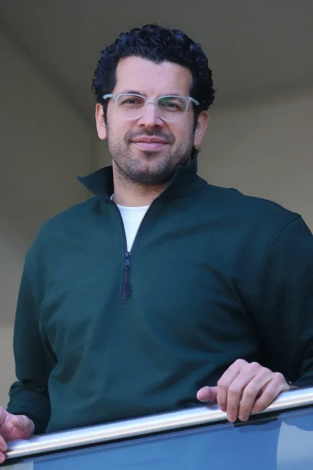 صورة الغلاف لـ Mansour Nasiri