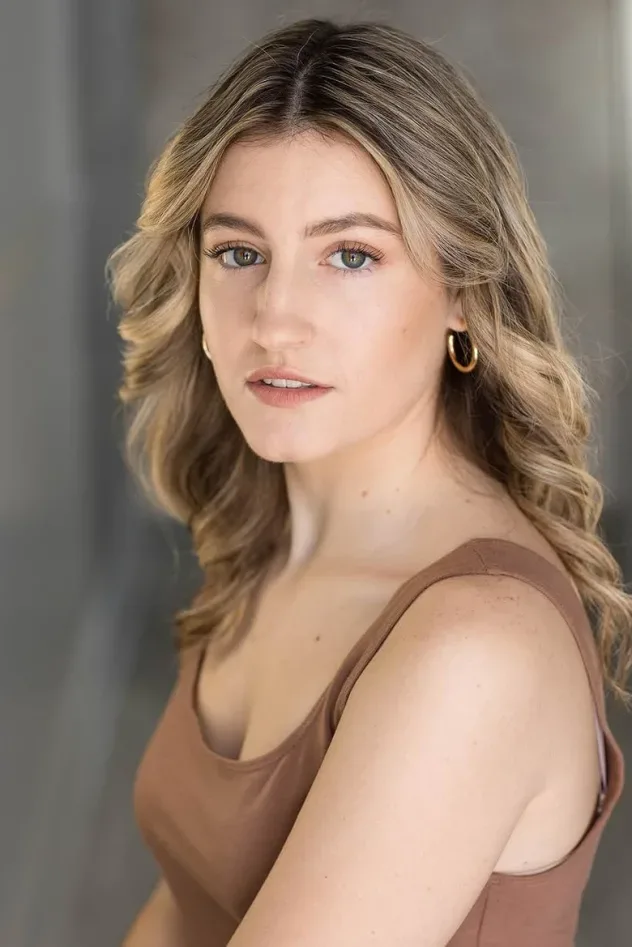 Molly Hargrave için kapak görseli