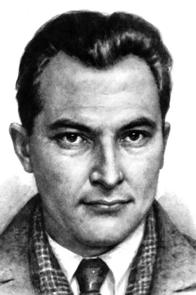 Евгений Петров fotoğrafı
