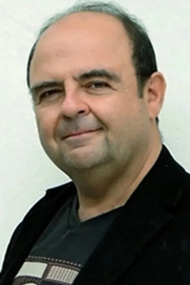 Обложка для Júlio Levy