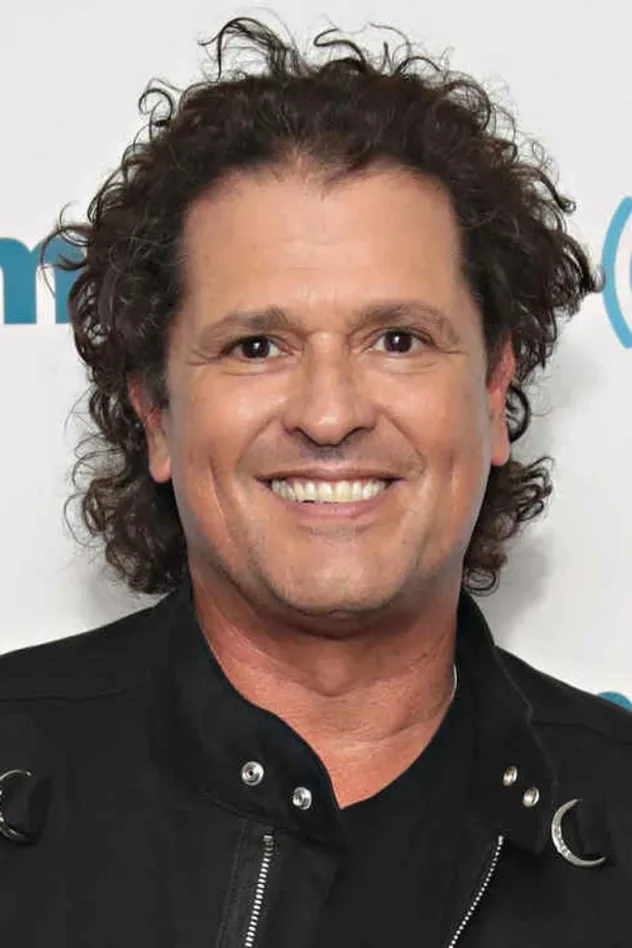 Imagen de portada para Carlos Vives
