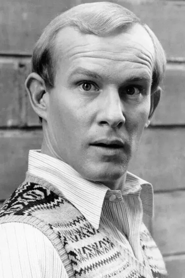 Imagen de portada para Tom Smothers