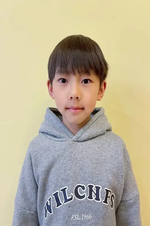Imagen de portada para Yikai Zhang