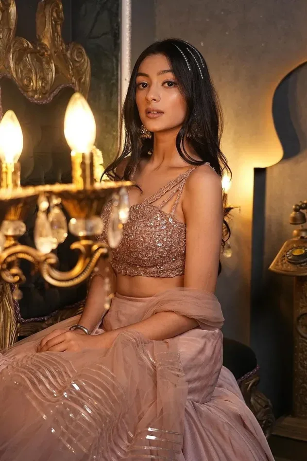 Imagen de portada para Drashti Bhanushali
