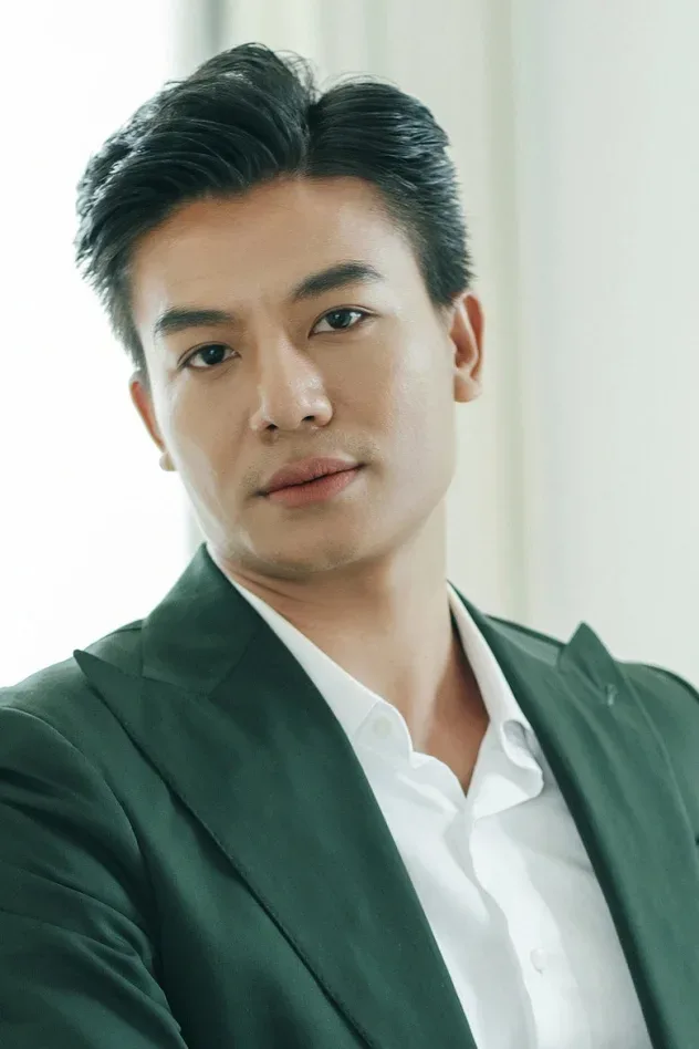 Cover image for Hiếu Nguyễn