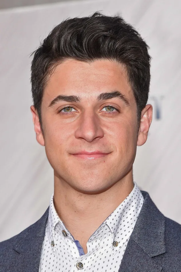 фото David Henrie